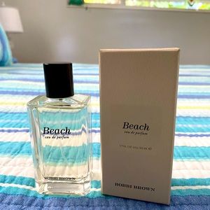 Bobbi Brown BEACH eau de parfume.